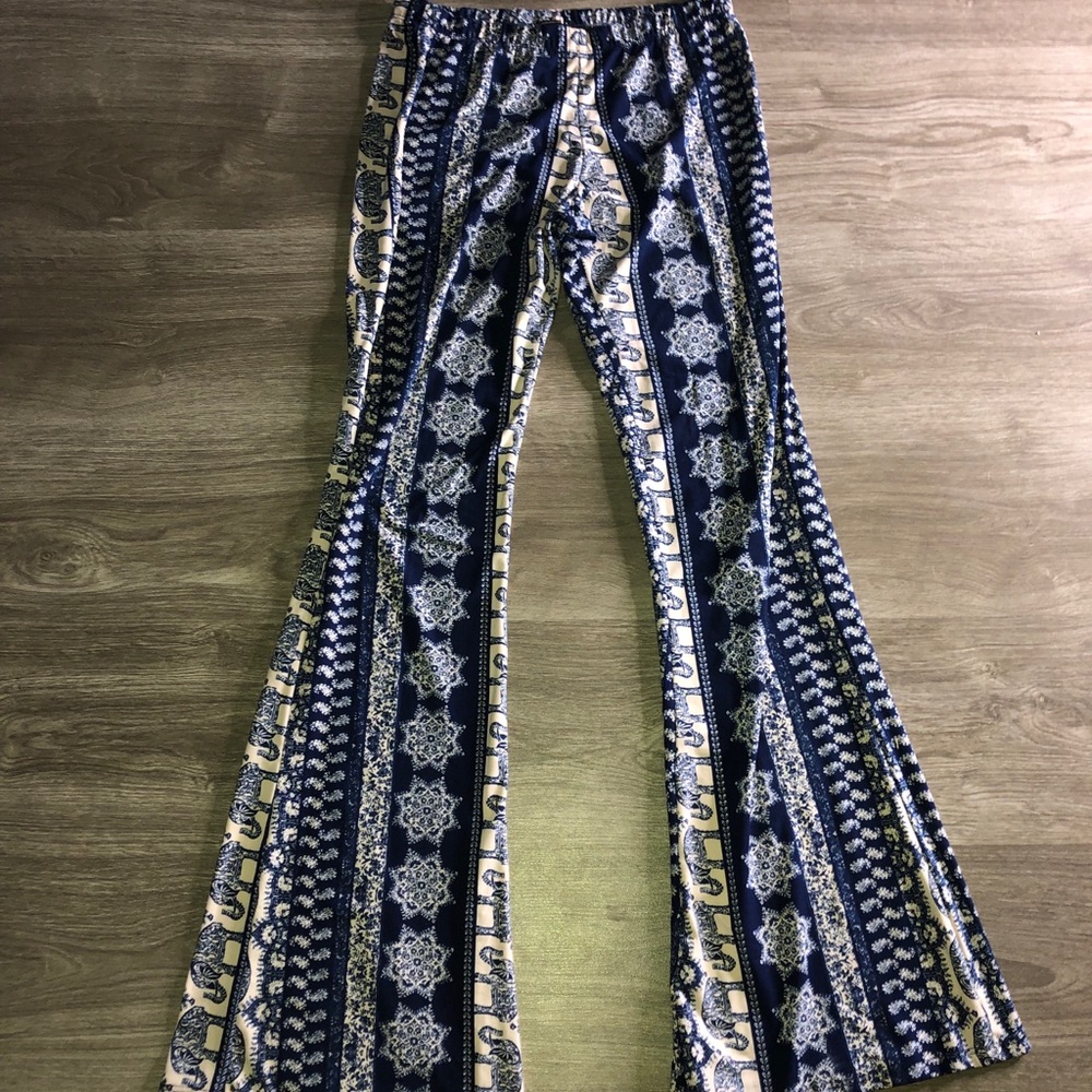 flare pants/ leggings elephants 🐘